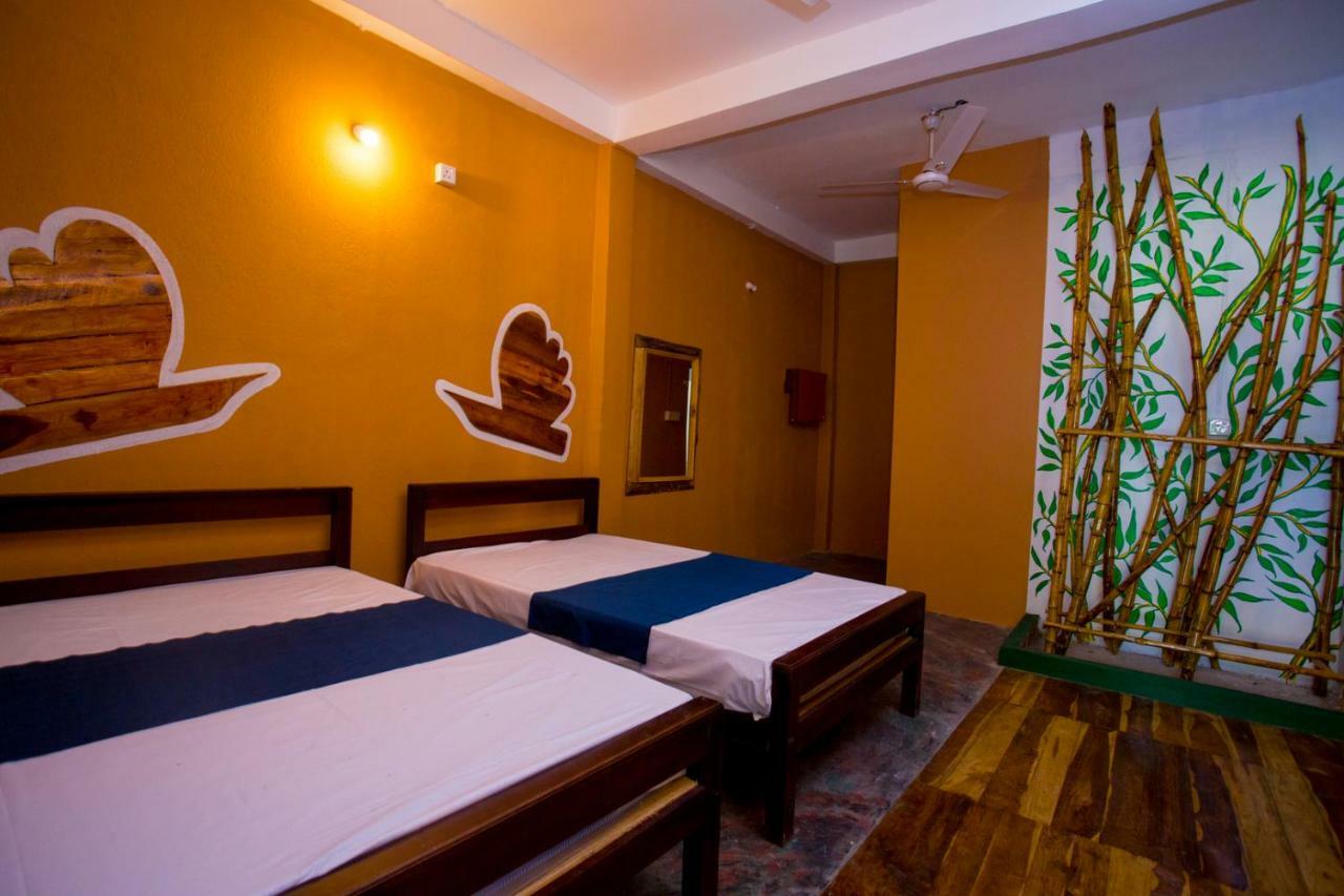 Neem Garden Guest House Batticaloa Quarto foto